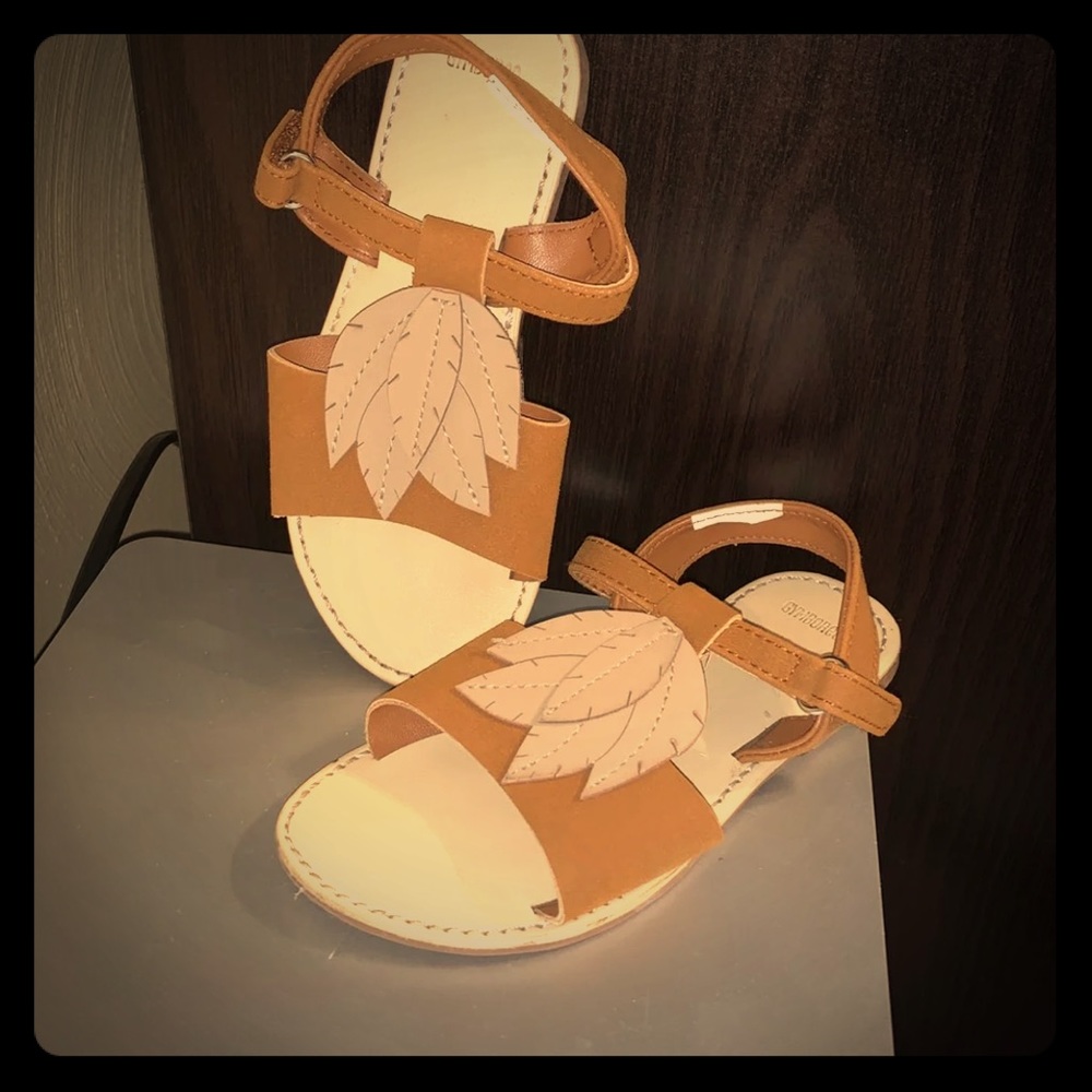 Girls sandals